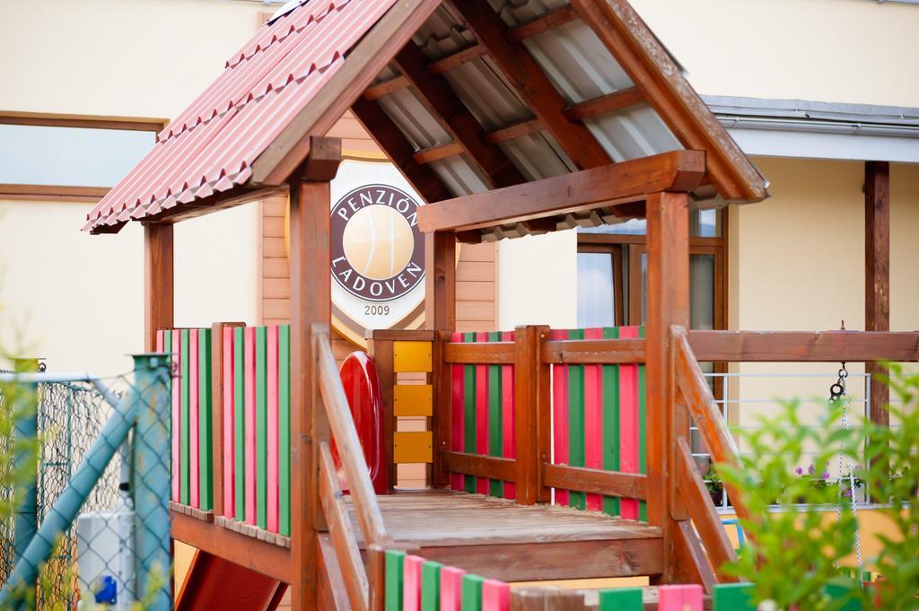 Penzión Ľadoveň Martin Exterior foto